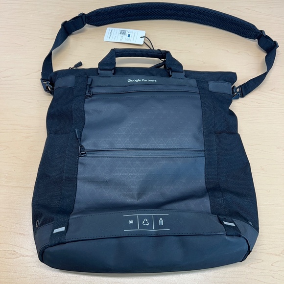 NWT 17L Technical Tote Backpack | RIKR Weatherproof 100% Carbon Neutral Bag main image 4